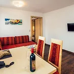 Reblaus Aparthotel