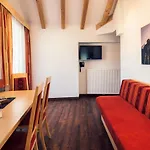Aparthotel Reblaus 4*