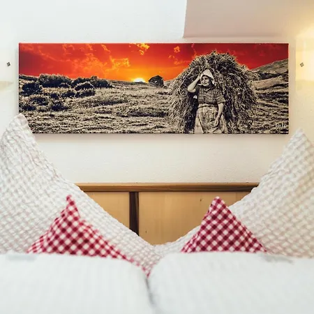 Reblaus Apartmanhotel 4*