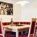 Reblaus Aparthotel