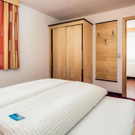 Reblaus Hotel apartamentowy Ladis